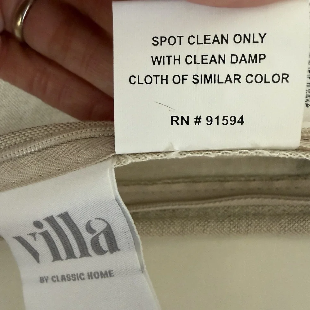 Villa‎ Classic Home Keeira Pillow Cover 14 x 20 Coral Flower Pottery Barn Beige